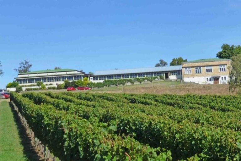 Photo of property in 208 Pukeora Scenic Road, Waipukurau, 4281