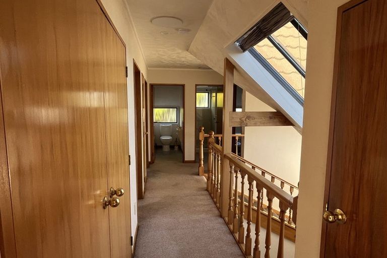 Photo of property in 9a Phoenix Avenue, Hokowhitu, Palmerston North, 4410