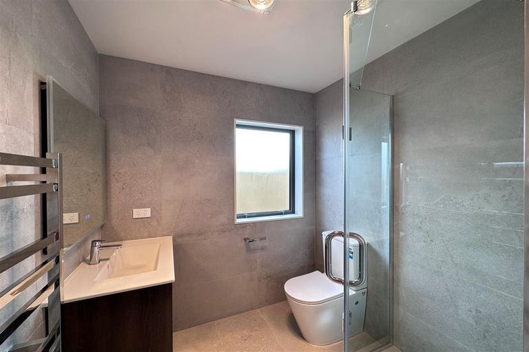 Photo of property in 38 John Gray Street, Papakura, 2110