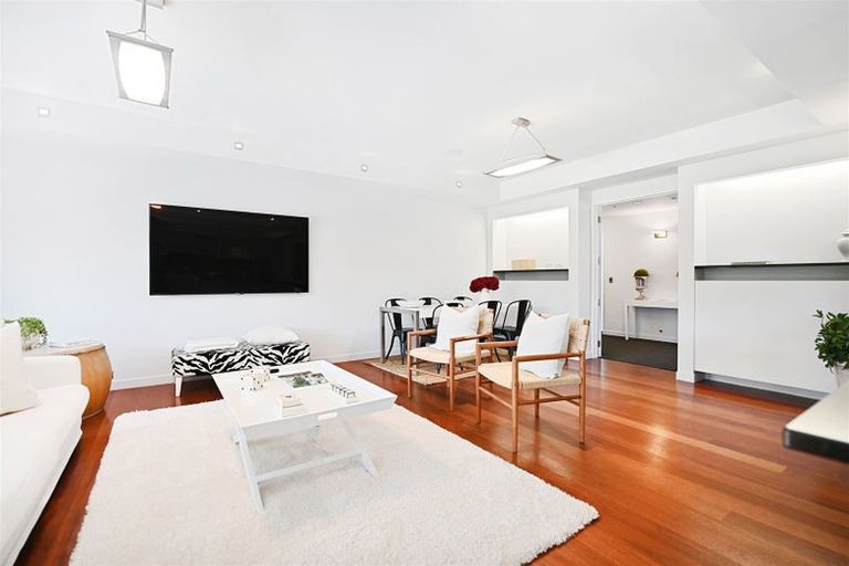 Photo of property in 34 Neeves Road, Kaiapoi, 7691