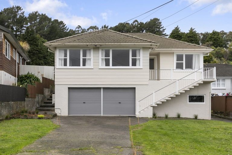 Photo of property in 296 Naenae Road, Naenae, Lower Hutt, 5011
