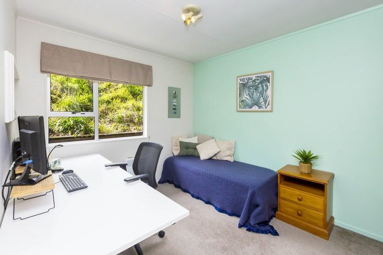 Photo of property in 41 Sunnyview Drive, Brown Owl, Upper Hutt, 5018