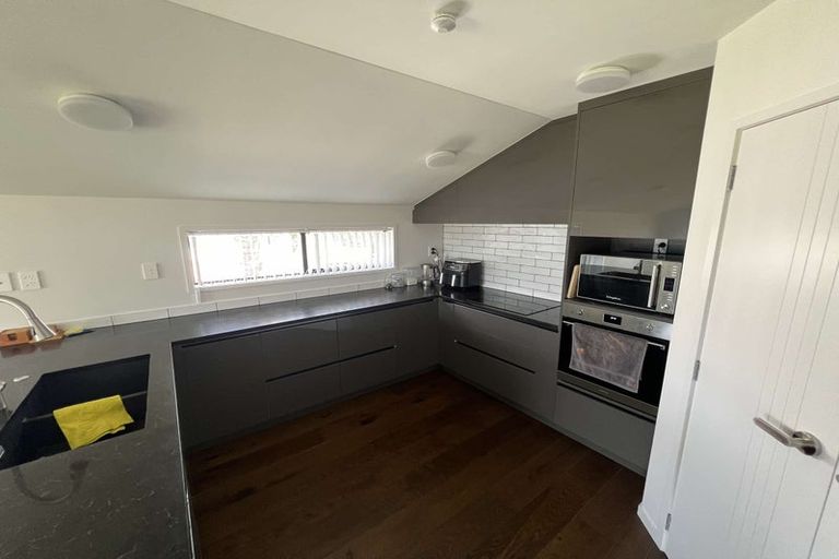 Photo of property in 8e Grenada Avenue, Forrest Hill, Auckland, 0620