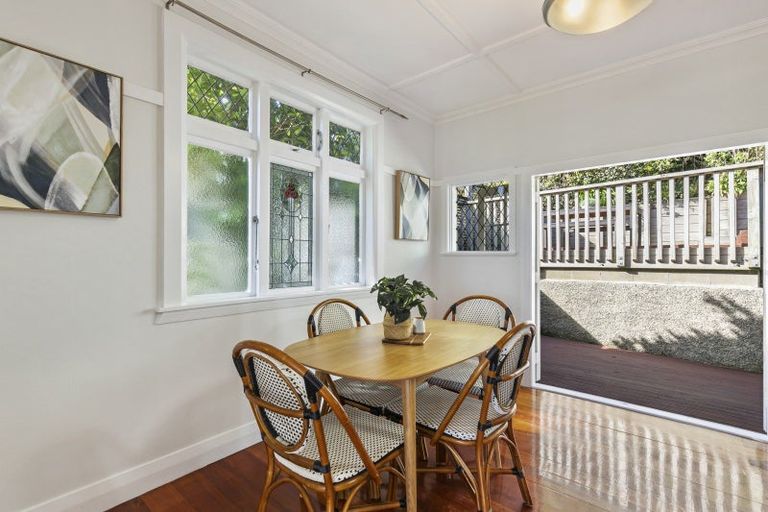 Photo of property in 25 Rangoon Street, Khandallah, Wellington, 6035