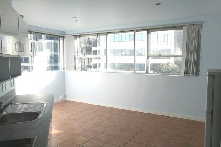 Photo of property in Regency Apartments, 4/49f Manners Street, Te Aro, Wellington, 6011