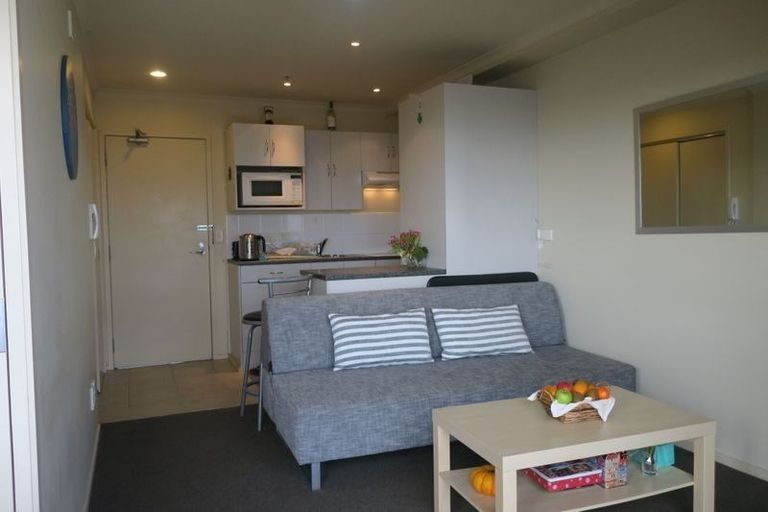 Photo of property in The Rennaissance, 5j/18 Ronwood Avenue, Manukau, Auckland, 2104