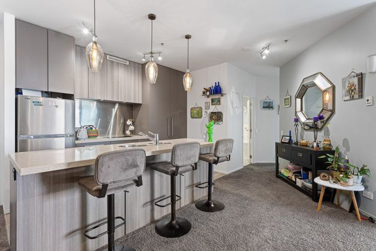 Photo of property in 415/11 Tamariki Avenue, Kelston, Auckland, 0602