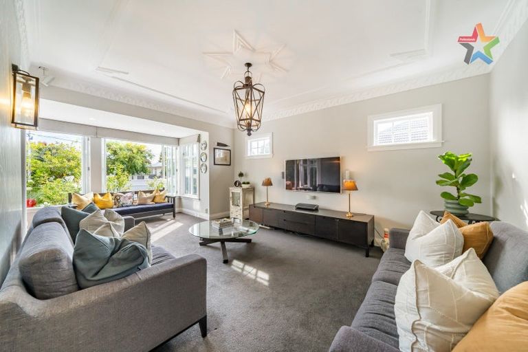 Photo of property in 15 Fairfield Avenue, Fairfield, Lower Hutt, 5011