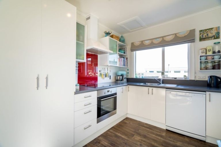 Photo of property in 15 Oakland Street, Andersons Bay, Dunedin, 9013