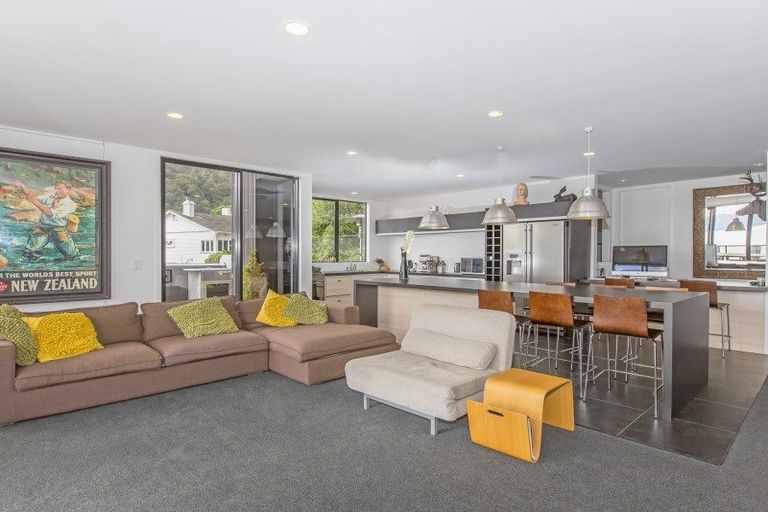 Photo of property in 616a Marine Drive, Days Bay, Lower Hutt, 5013