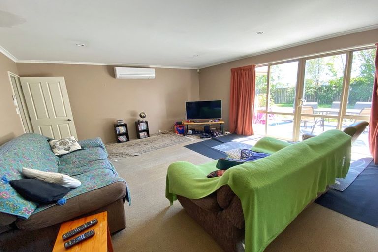 Photo of property in 5 Thornaby Close, Burnside, Christchurch, 8053