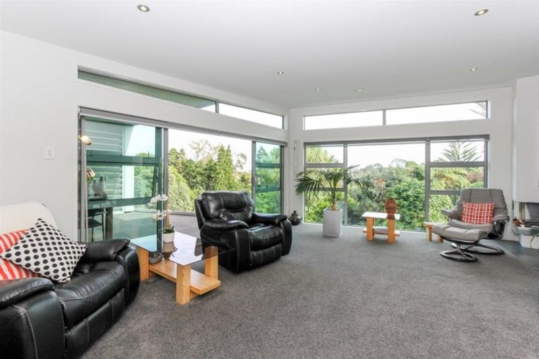 Photo of property in 46 Victoria Road, New Plymouth, 4310