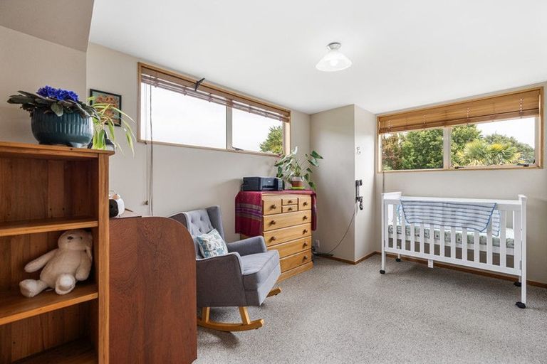 Photo of property in 2/9 Cherry Place, Casebrook, Christchurch, 8051