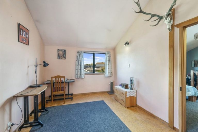 Photo of property in 26 Allstone Place, Burwood, Christchurch, 8083