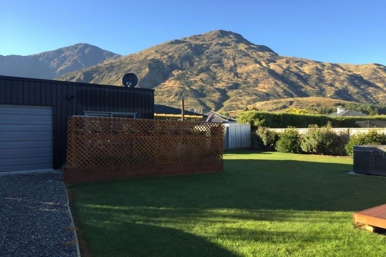 Photo of property in 8 Sylvan Street, Lake Hayes, Queenstown, 9304