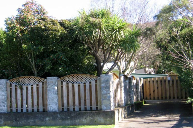 Photo of property in 15 Churchill Crescent, Featherston, 5710