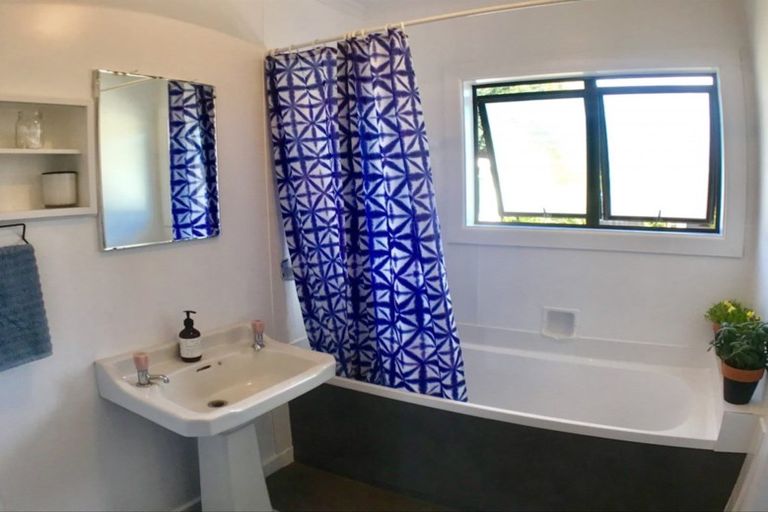 Photo of property in 76 Norwood Street, Newfield, Invercargill, 9812