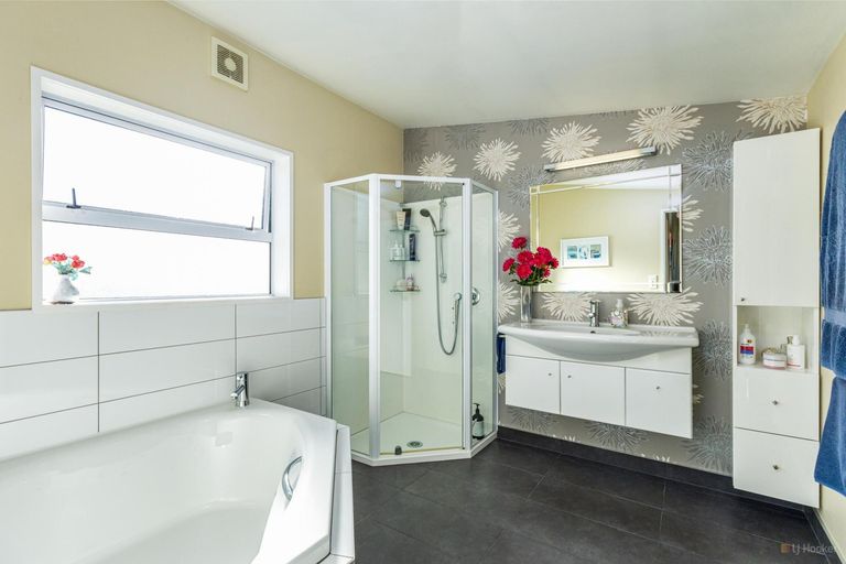 Photo of property in 5 Sutter Street, Seaview, Timaru, 7910