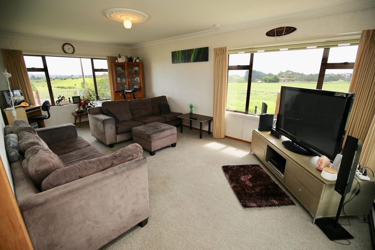 Photo of property in 41 Bone Road, Huntly, 3772