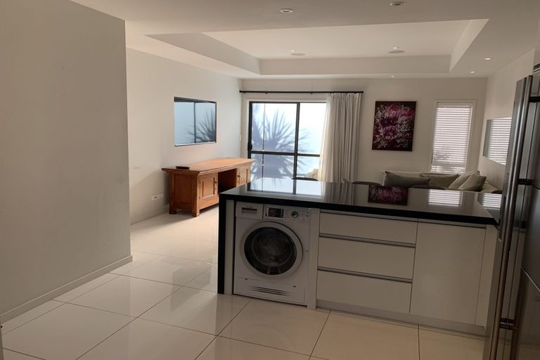 Photo of property in 143a Oceanview Road, Mount Maunganui, 3116