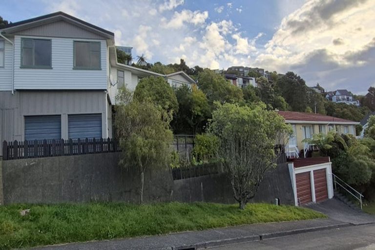 Photo of property in 52 Monaghan Avenue, Karori, Wellington, 6012