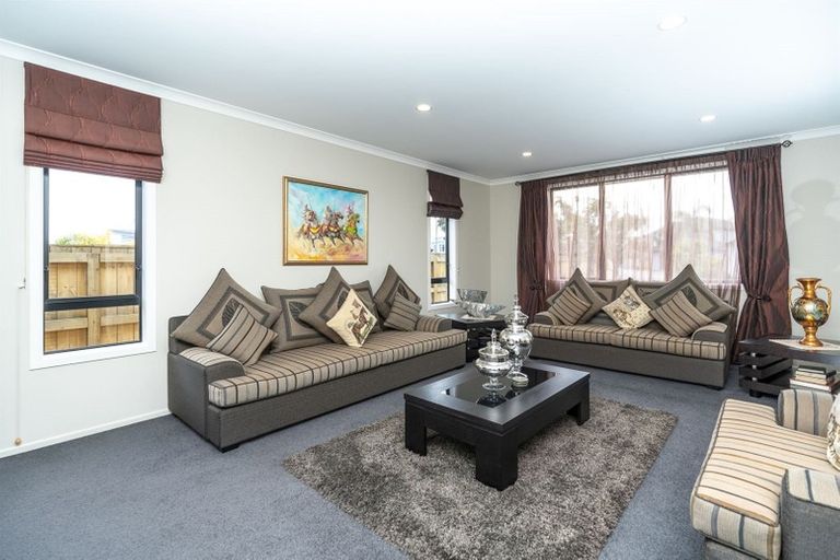 Photo of property in 7 Gibbston Close, Huntington, Hamilton, 3210