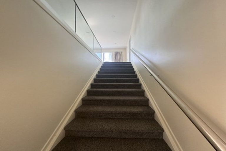 Photo of property in 367a Don Buck Road, Massey, Auckland, 0614