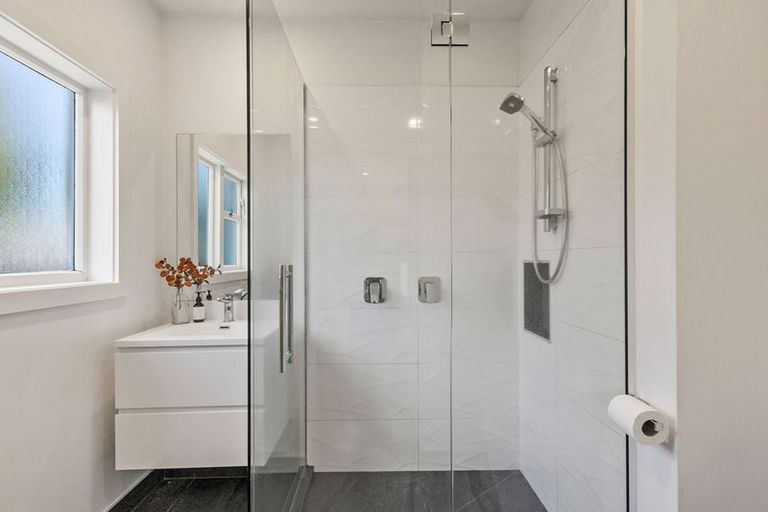 Photo of property in 1/270 Grahams Road, Bishopdale, Christchurch, 8053