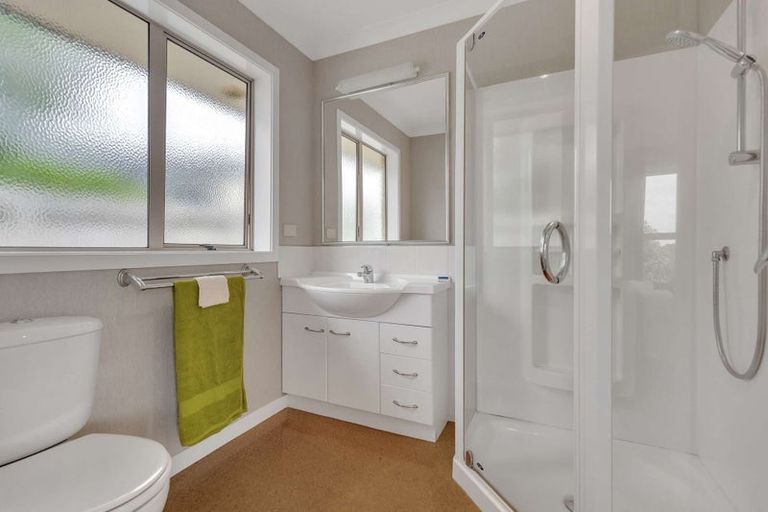 Photo of property in 82 Rototuna Road, Rototuna, Hamilton, 3210