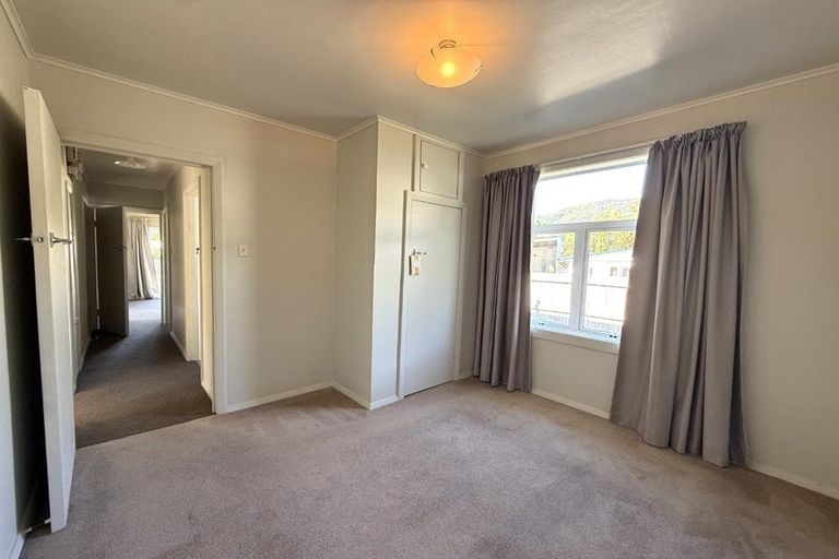 Photo of property in 6 Cornwall Street, Picton, 7220