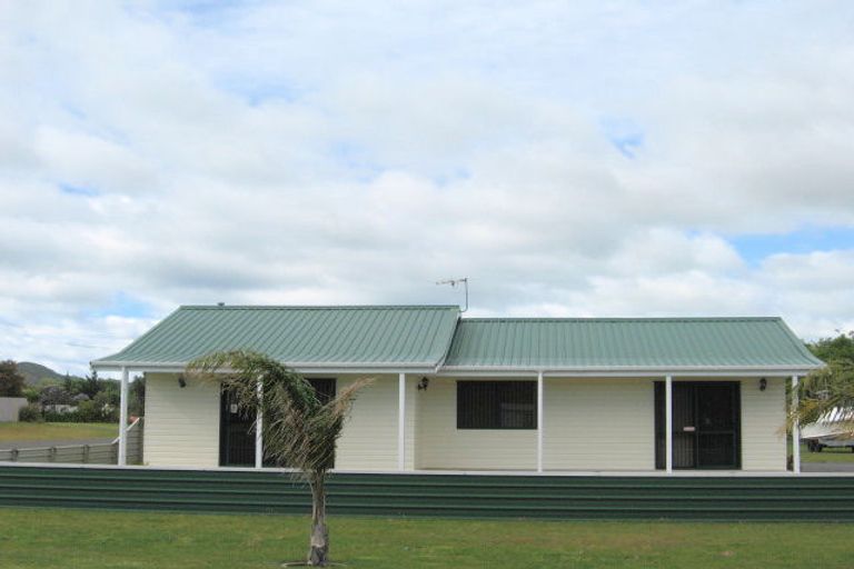 Photo of property in 22 Solander Street, Tolaga Bay, 4077