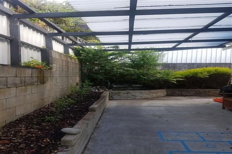 Photo of property in 36a Beaumont Crescent, Frankleigh Park, New Plymouth, 4310