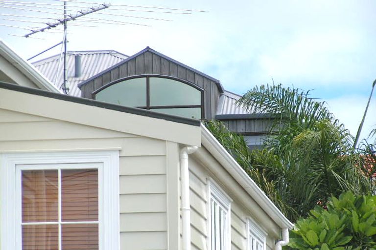 Photo of property in 1/18 Richmond Avenue, Northcote Point, Auckland, 0627