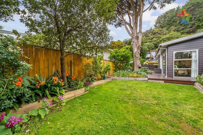 Photo of property in 5a Tawa Street, Eastbourne, Lower Hutt, 5013