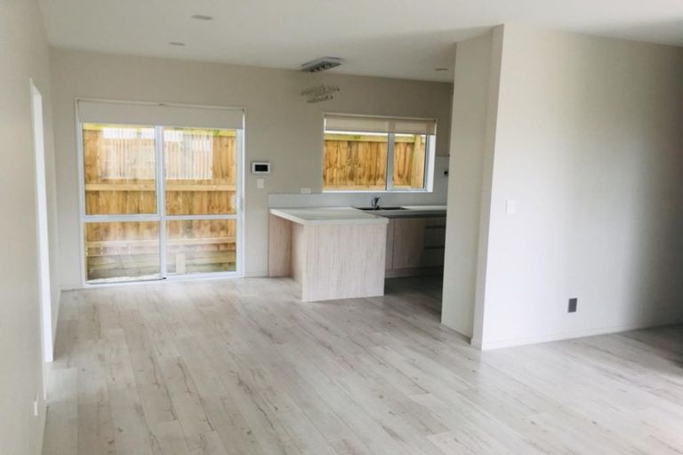 Photo of property in 75 Rosewell Crescent, Flat Bush, Auckland, 2019