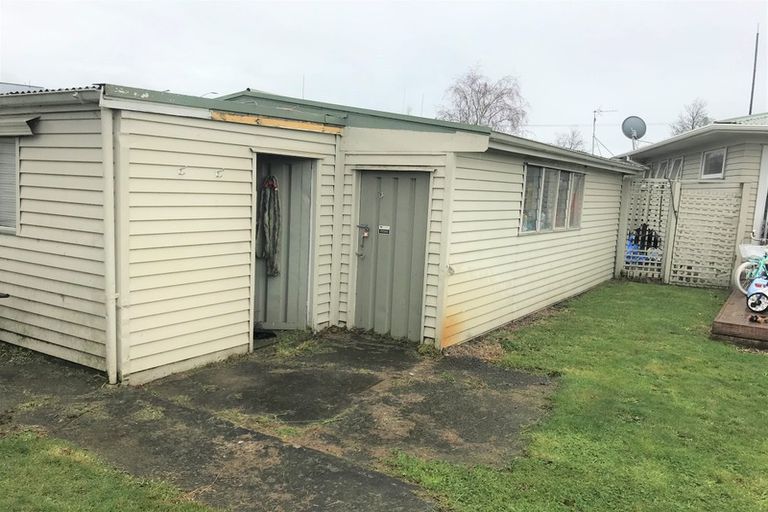 Photo of property in 91 Collins Road, Melville, Hamilton, 3206