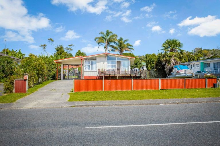 Photo of property in 77 Weldene Avenue, Glenfield, Auckland, 0629