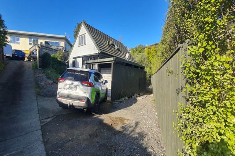 Photo of property in 11 Shortland Place, Havelock North, 4130