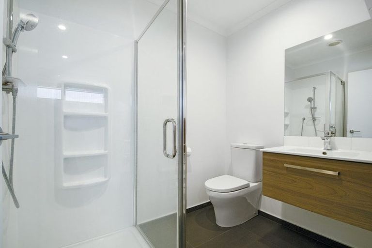 Photo of property in 11 Frank Gill Road, Hobsonville, Auckland, 0616