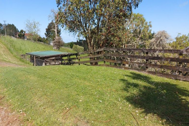 Photo of property in 76 Burne Road, Waitoki, Albany, 0794