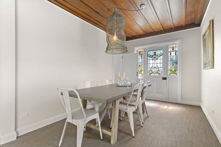 Photo of property in 91 Jellicoe Street, Martinborough, 5711