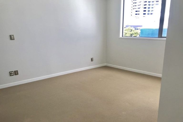 Photo of property in 2/16 Huron Street, Takapuna, Auckland, 0622