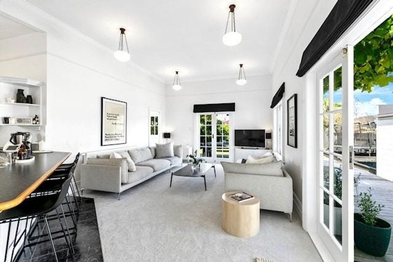 Photo of property in 26 High Street, Petone, Lower Hutt, 5012