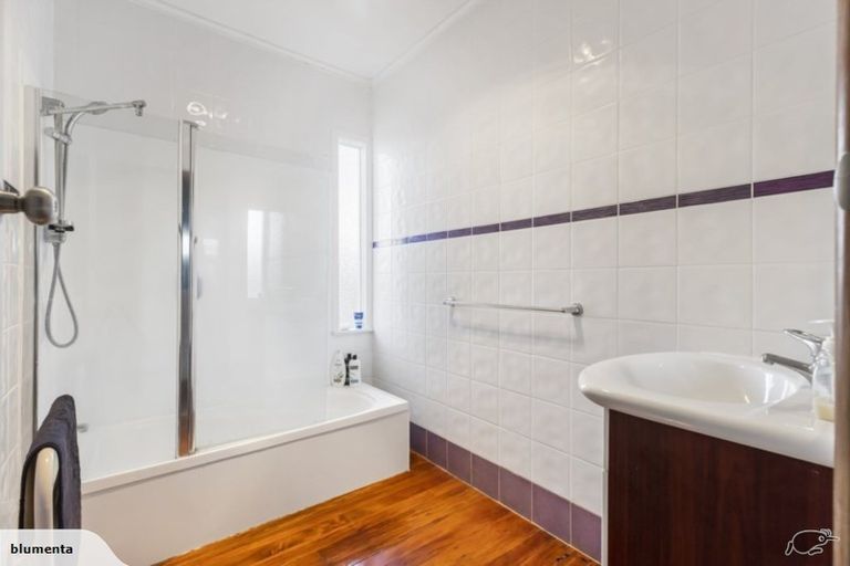 Photo of property in 161b Centreway Road, Orewa, 0931