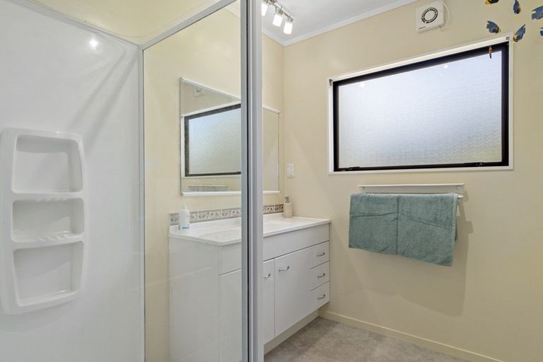 Photo of property in 24 Whakaruru Place, Matua, Tauranga, 3110