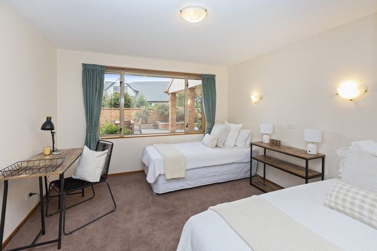 Photo of property in 7 Oakmont Green, Shirley, Christchurch, 8061