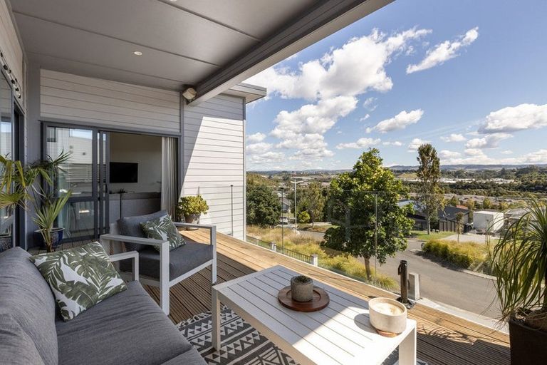 Photo of property in 16 Gyle Place, Pyes Pa, Tauranga, 3112