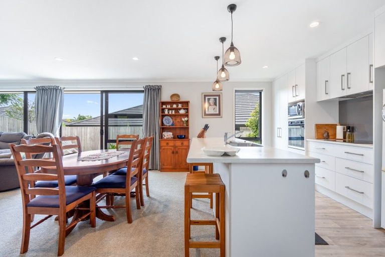 Photo of property in 6 Pinehurst Close, Te Kamo, Whangarei, 0112