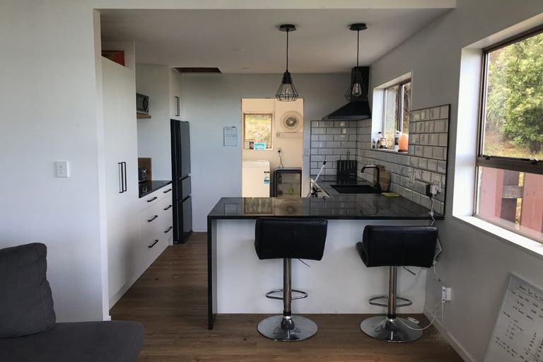 Photo of property in 10 Linwood Way, Island Bay, Wellington, 6023