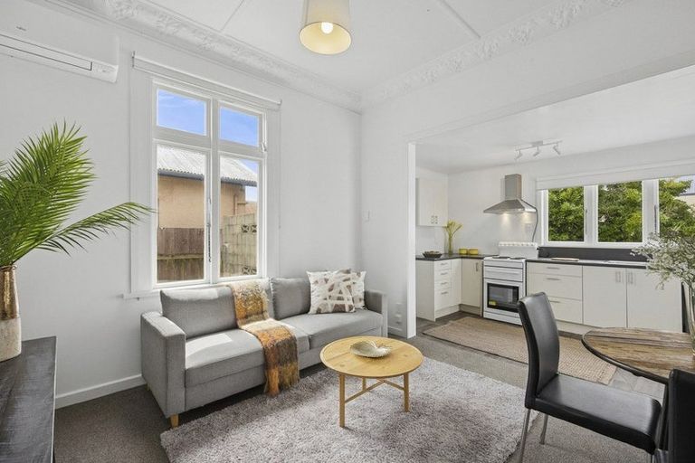 Photo of property in 57 Royal Crescent, Saint Kilda, Dunedin, 9012